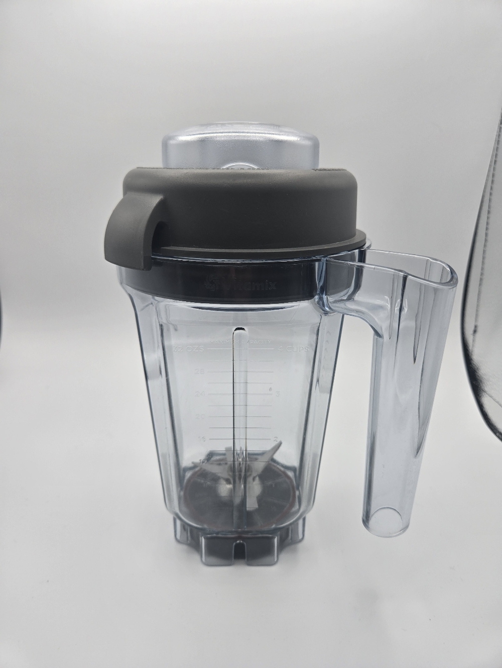 Vitamix 32 Oz 4 Cup Pitcher With Lid